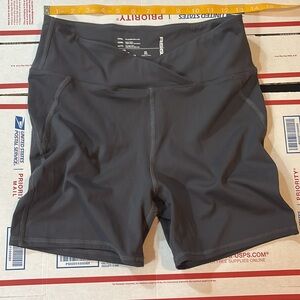 RSO HIGH WAISTED ACTIVE SHORTS